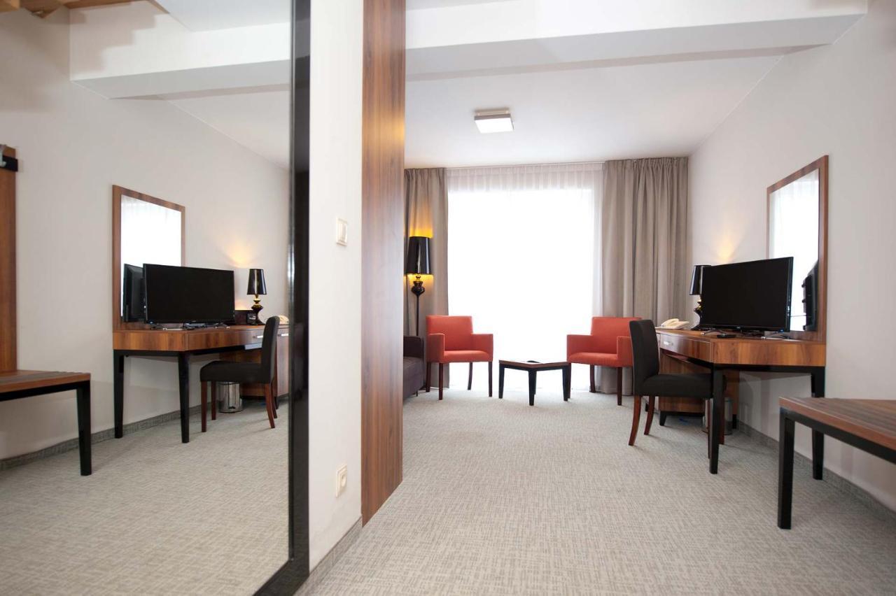 Przy Latarni Resort
